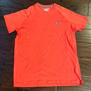 Under Armour T Shirt